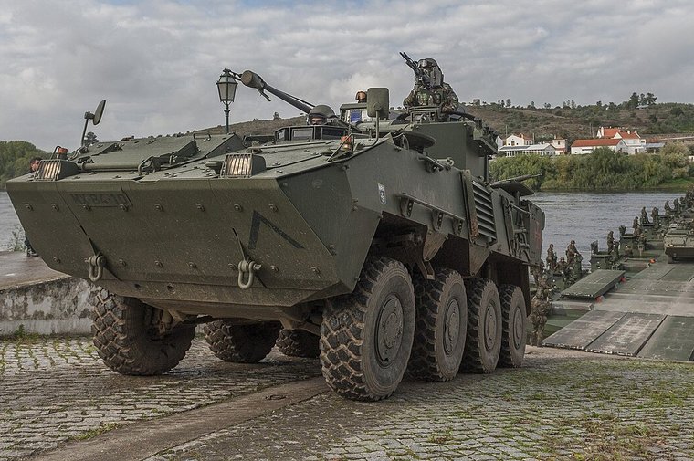 Eid pour dévoiler un nouveau système de communication de véhicules à DSEI