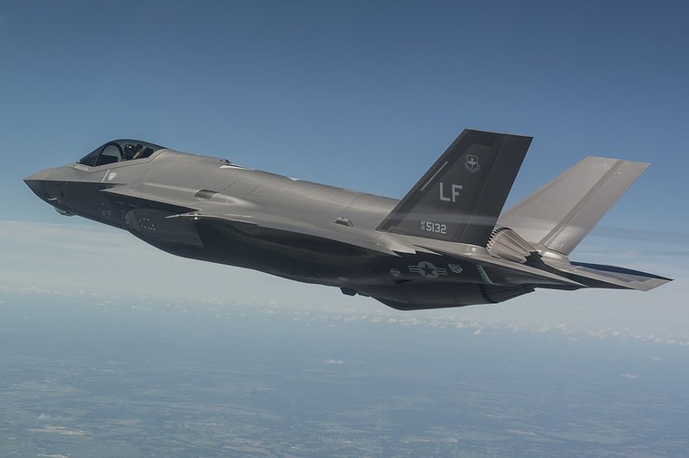 La Suisse fait face à un bouleversement des achats avec une réduction des achats de F-35 et des retards de cinq ans pour les Patriot
