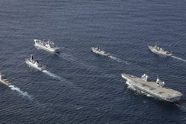 Thales pour soutenir les communications de la flotte Royal de la Royal UK pour les dix prochaines années
