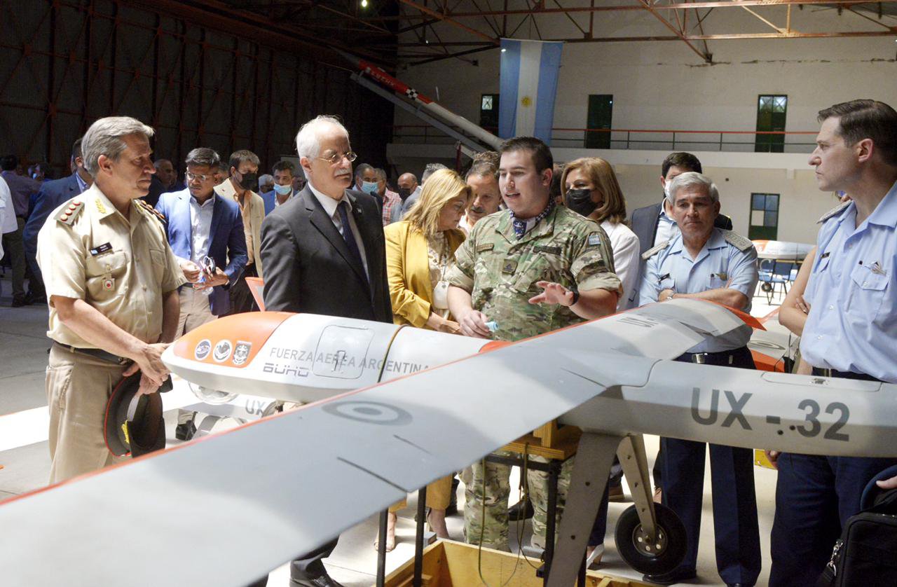 Argentina presenta nuevos UAV eléctricos
