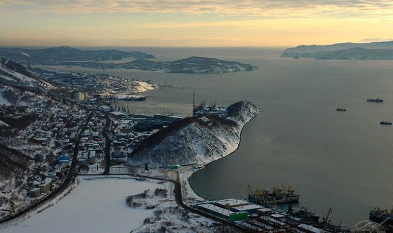 Russia looks to secure Arctic route