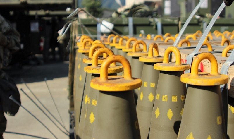 US Army seeks new 155mm munitions