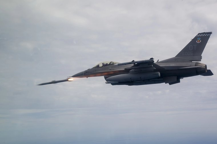US Air Force completes latest AMRAAM missile configuration audit - Vimarsana News
