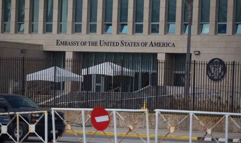 Microwave weapon suspected in mystery attacks on US diplomats: report