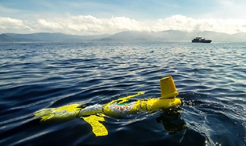 China seizes, returns USN glider