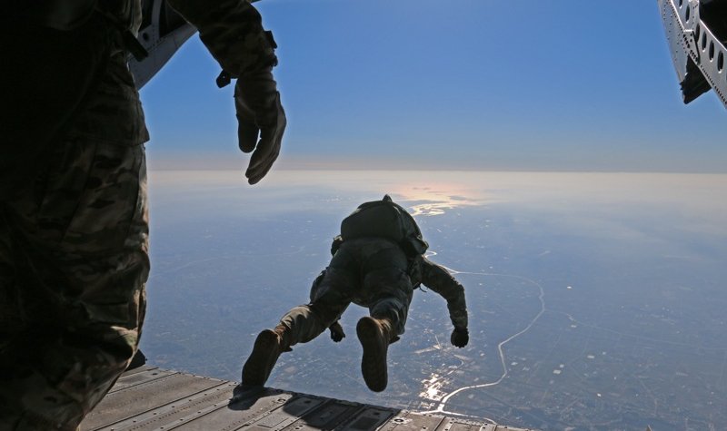New oxygen delivery sought for future parachute operations