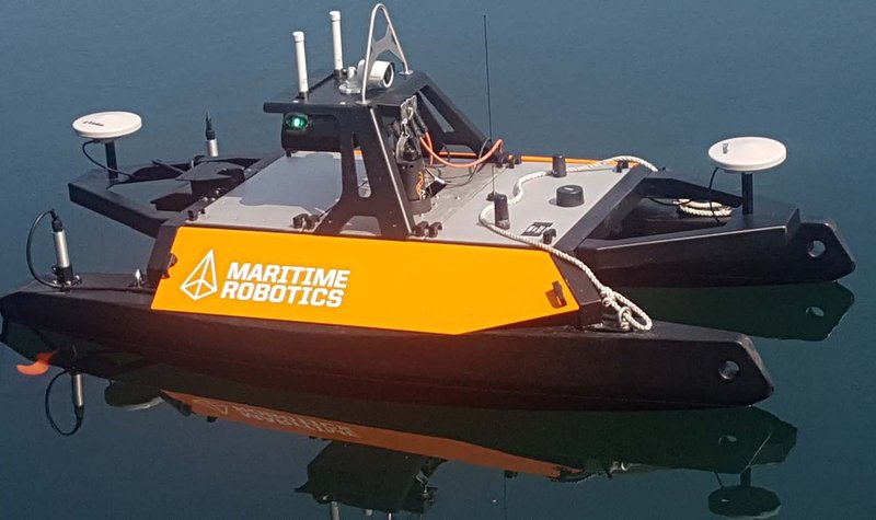 UK tests robot survey boat