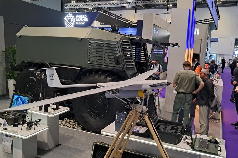 Ukraine shows combat-tested armament at DSEI 2023 - Vimarsana News