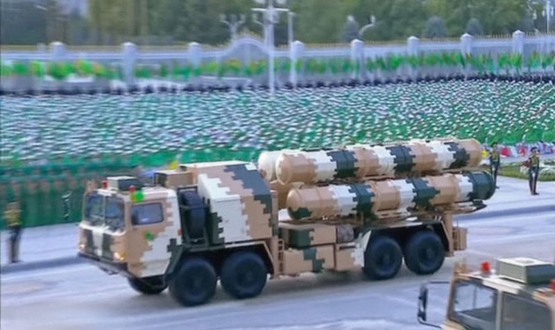 Turkmenistan shows new weapons