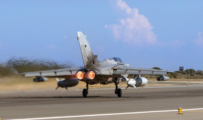 Farnborough 2018: Those UK jets were as fast as lightning (video)