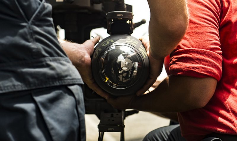 US Navy swing loads MH-60R Seahawk 