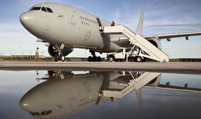 Australia expands support aircraft