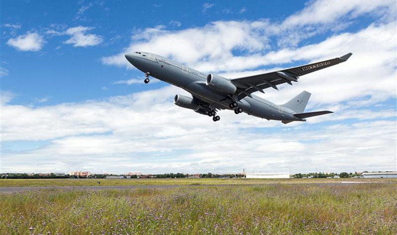 Airbus D&S orders MRTT FFS