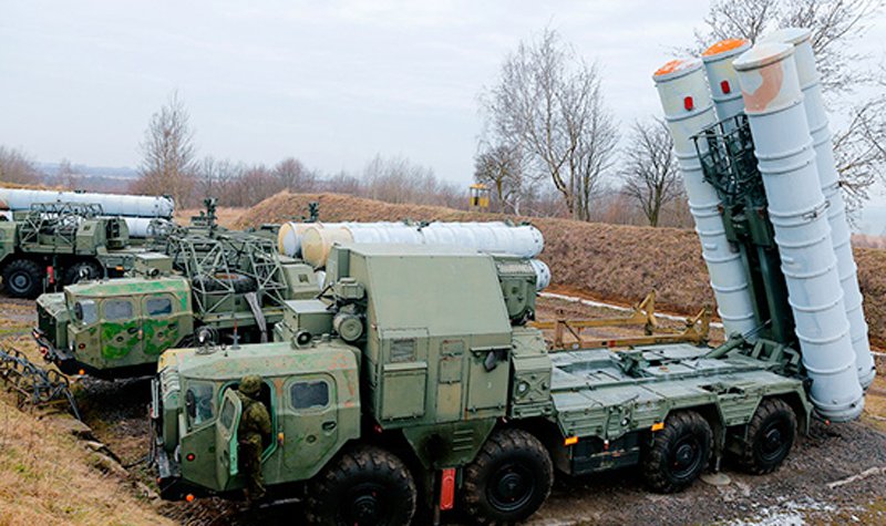Israel warns of attack if Russia air defences used in Syria