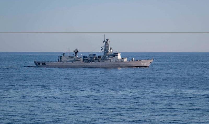 Greece goes Dutch for more ships