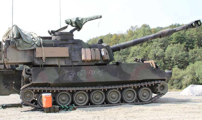 Indonesia to buy second-hand artillery