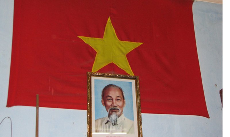 US lifts Vietnam arms embargo