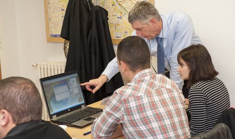 French Air Force EW experts train with DCI