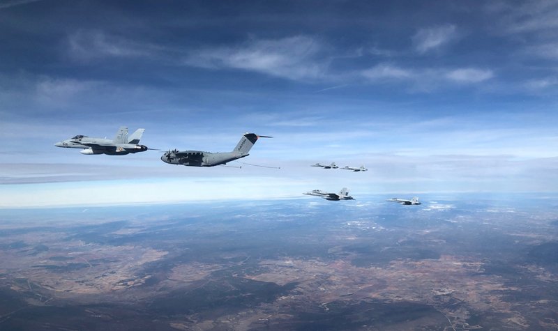 A400M in complex AAR exercise
