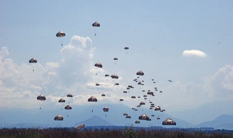 Airbus A400M achieves paratrooper simultaneous dispatch certification