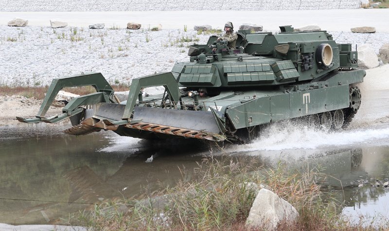 Australia targets Abrams upgrade and new engineering variants