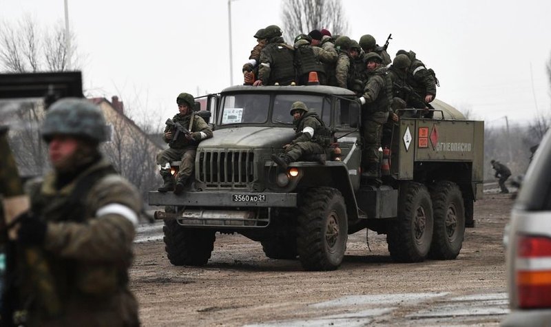 Russia strives to solve logistics problems in Ukraine