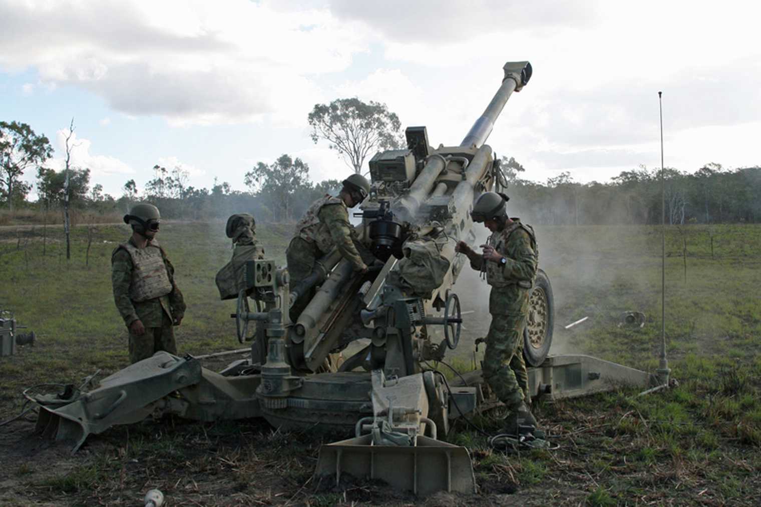 Australia sends M777 artillery pieces to Ukraine | Shephard