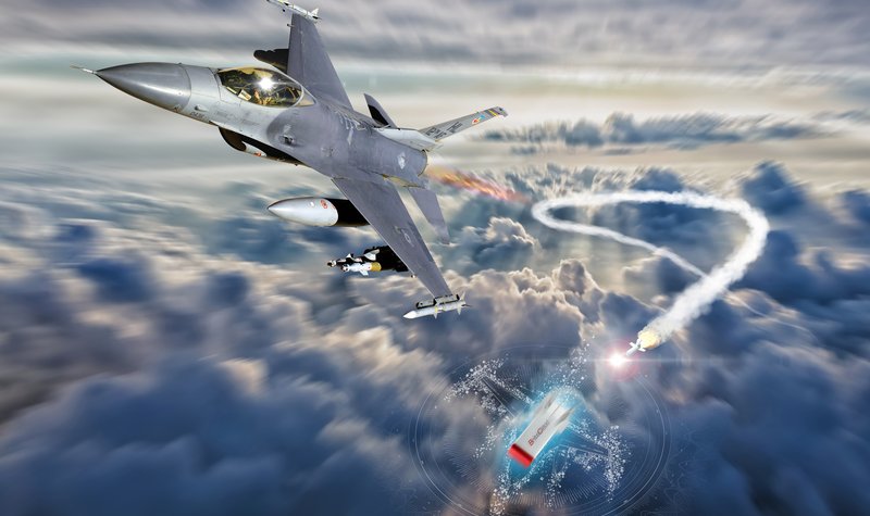 BriteCloud decoy for combat aircraft moves closer to US service