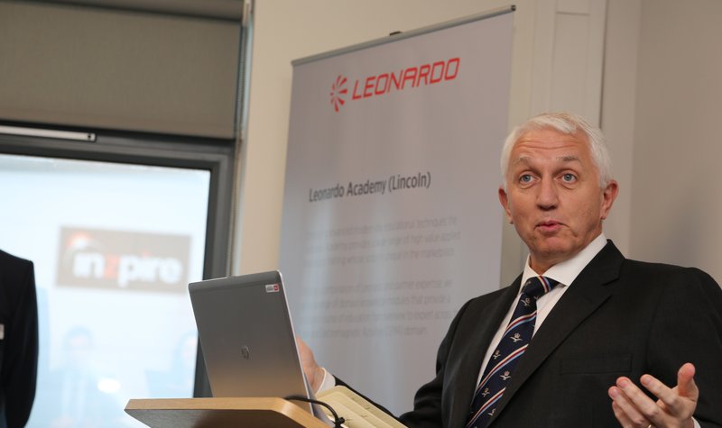 UK MoD teams with industry to train ‘electronic warriors’