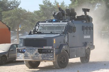 French Gendarmerie expands Centaur fleet
