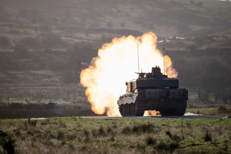 UK agrees parallel development and production process for British Army Challenger 3