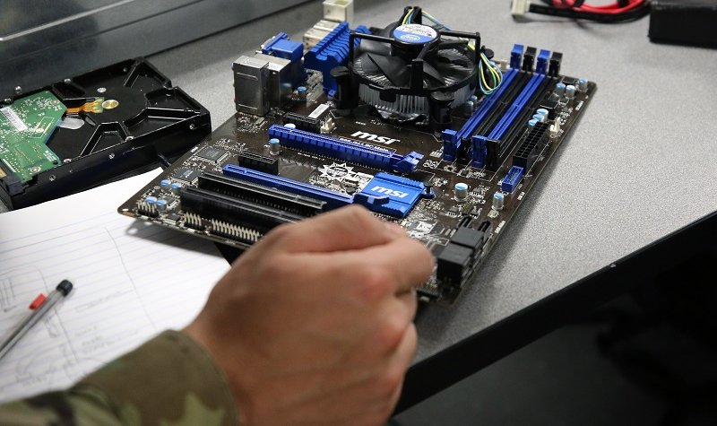 AOC 2019: New approach to innovation needed as EW threat expands