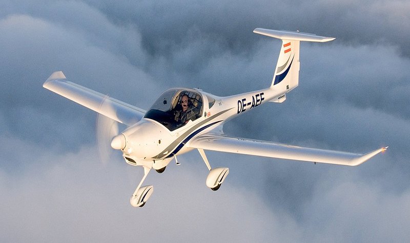 Polish military aviation academy buys six aircraft