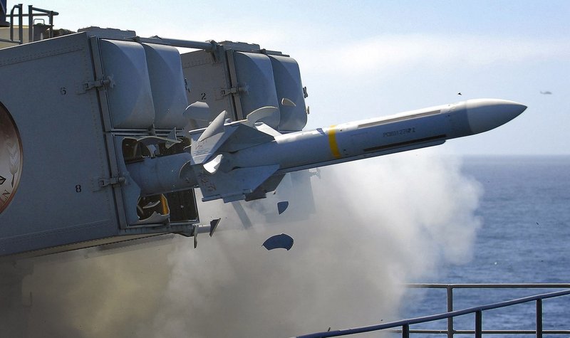 US Navy orders improved SeaSparrow missiles