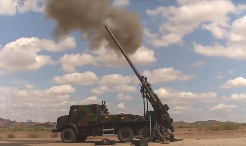 Raytheon tests compatibility between Excalibur and Caesar