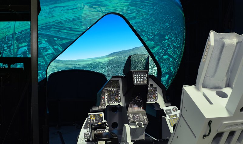 I/ITSEC 2017: Rockwell brings displays to F-16 training