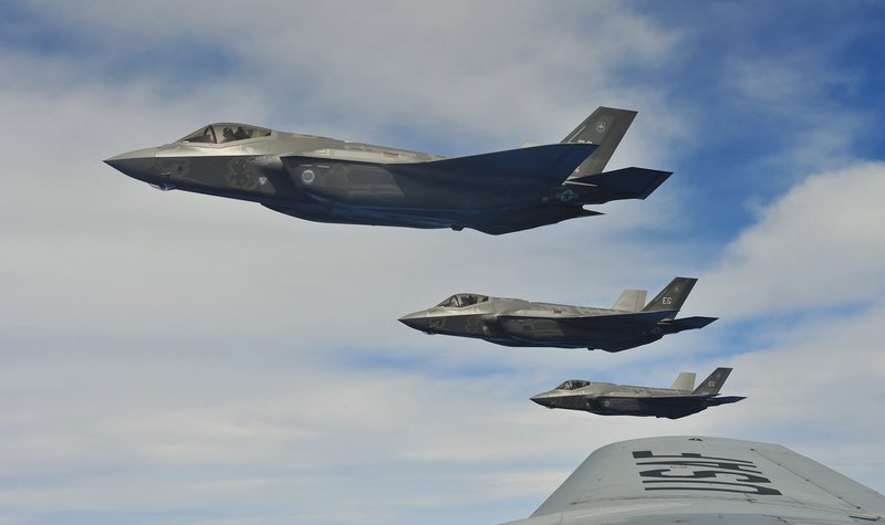 US lawmakers warn that “more military spending is absolutely necessary” to ensure Pentagon’s readiness