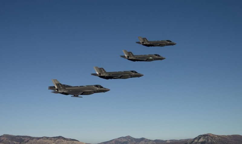 Singapore picks US F-35 fighter jet over Europe, China rivals