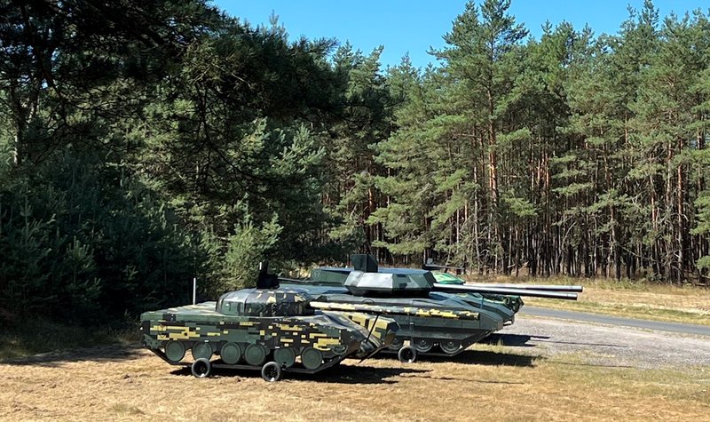 Germany receives robotic models of Russian tanks