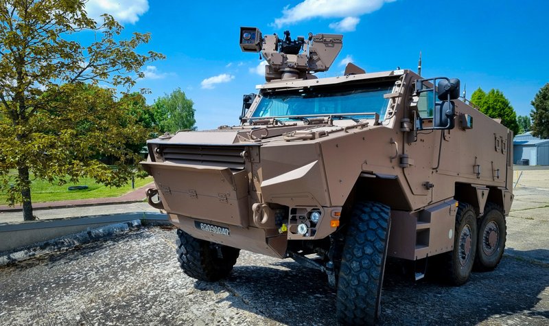 Milestone reached with delivery of 500th Griffon and 50th Jaguar to France