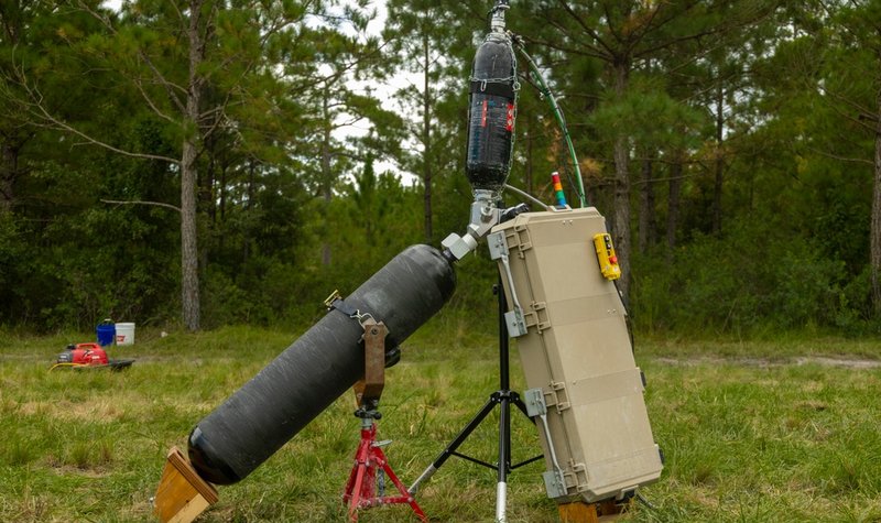MIT demonstrates portable hydrogen fuel generator for USMC