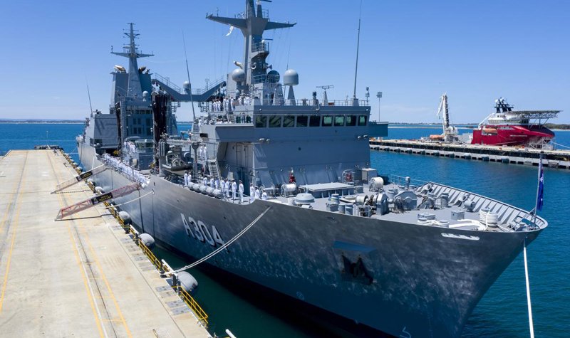 Australia commissions second tanker