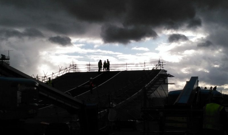 UK carrier progamme costs increase as PoW build nears completion