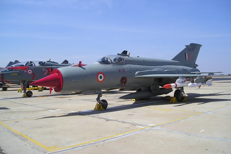 India faces dire fighter and helicopter deficit, with no solution in sight - Vimarsana News