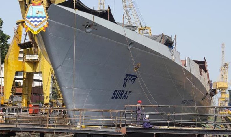 MDL performs same-day launches of a destroyer and frigate