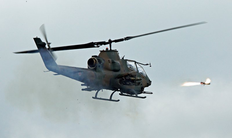 Japan lines up AH-X contenders