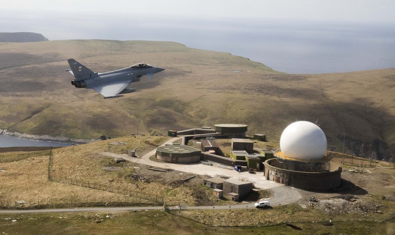 UK looks to Serco to maintain and operate air defence radars