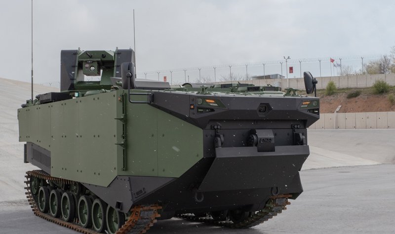 IDEF 2019: New FNSS marine assault vehicle makes a splash