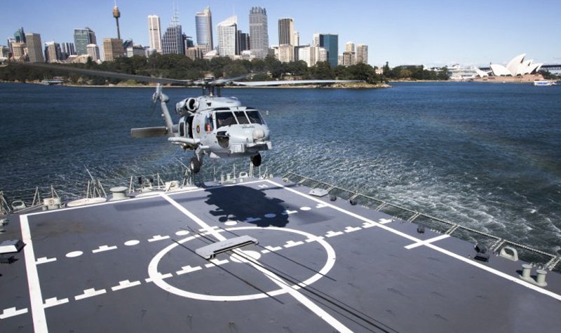HMAS Hobart in MH-60R handling trial