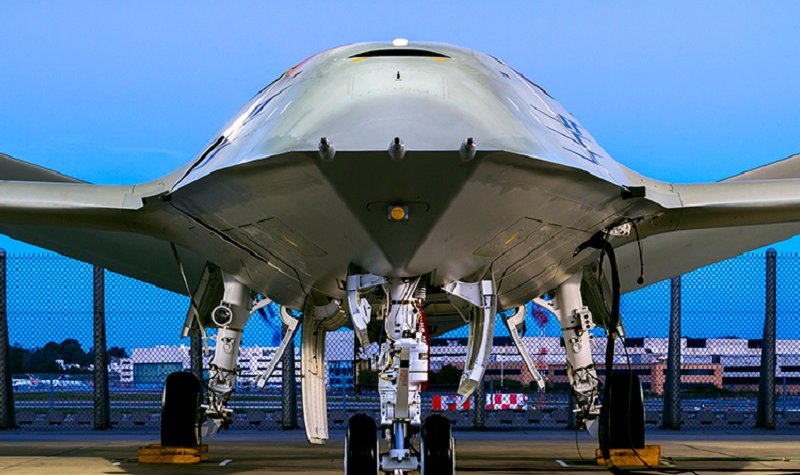 Boeing takes cover off secretive MQ-25 bid
